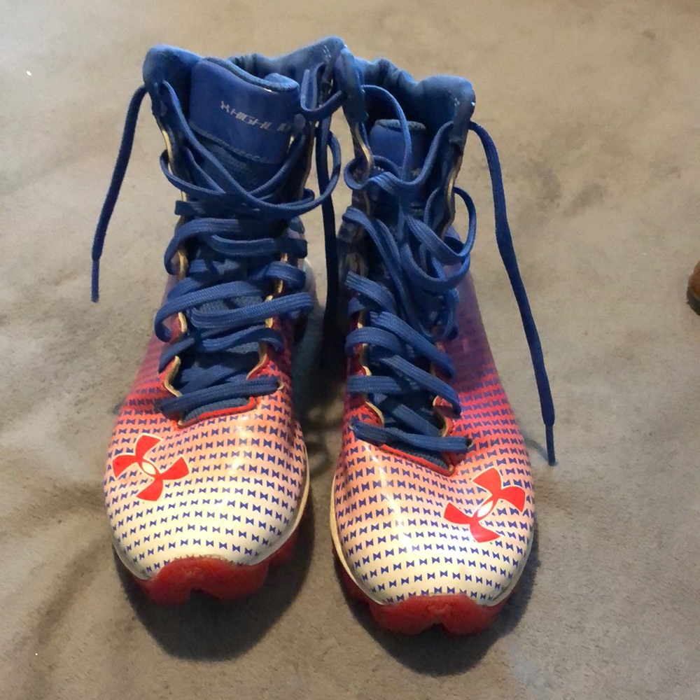Boy’s captain America under armor football cleats